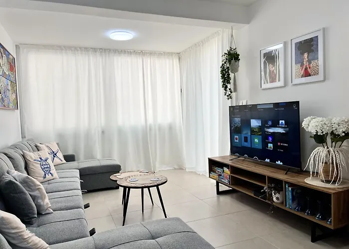 Blue House Apartment