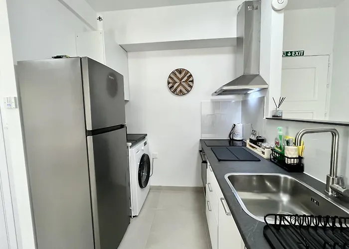 Blue House Apartment *