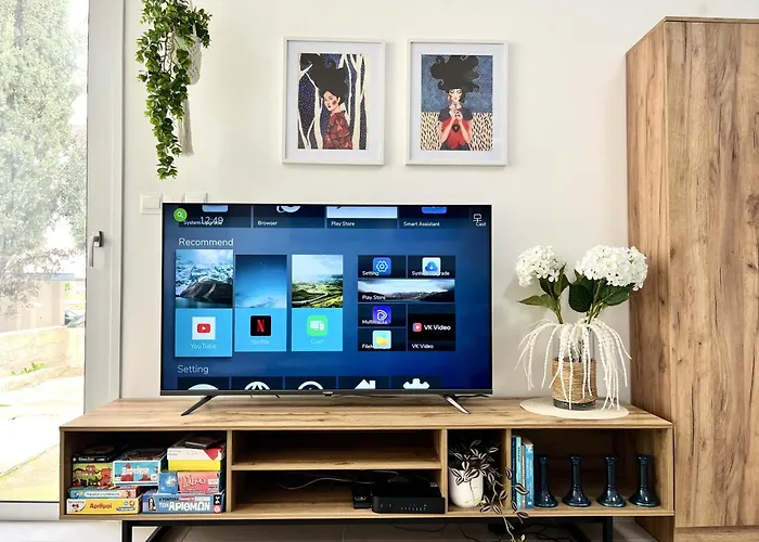 Blue House Apartment *