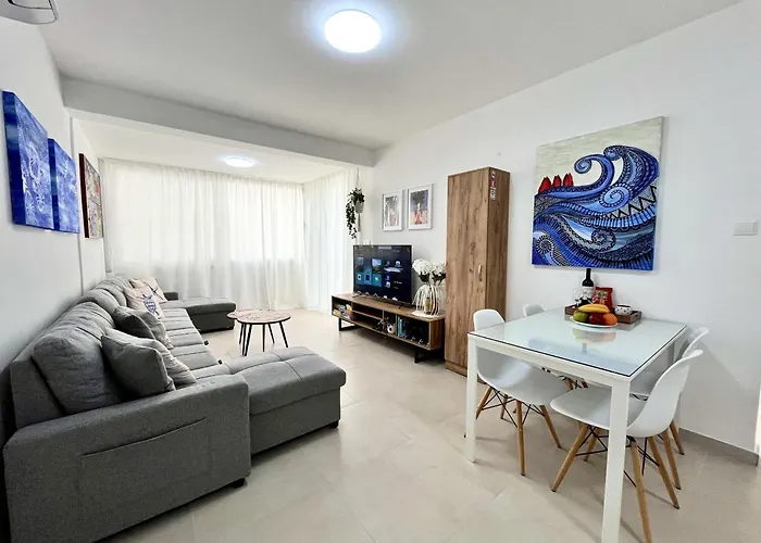 Blue House Apartment